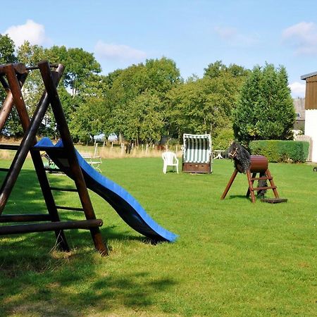 Ferienhaus Sommerbrise, Hof Zur Sonnenseite Fehmarn, 4 Sterne Buitenkant foto