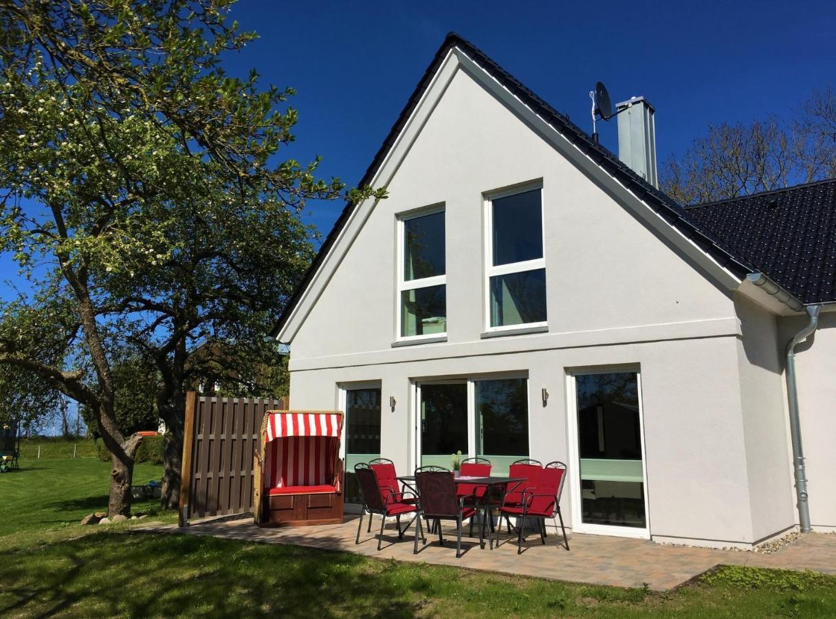 Ferienhaus Sommerbrise, Hof Zur Sonnenseite Fehmarn, 4 Sterne Buitenkant foto